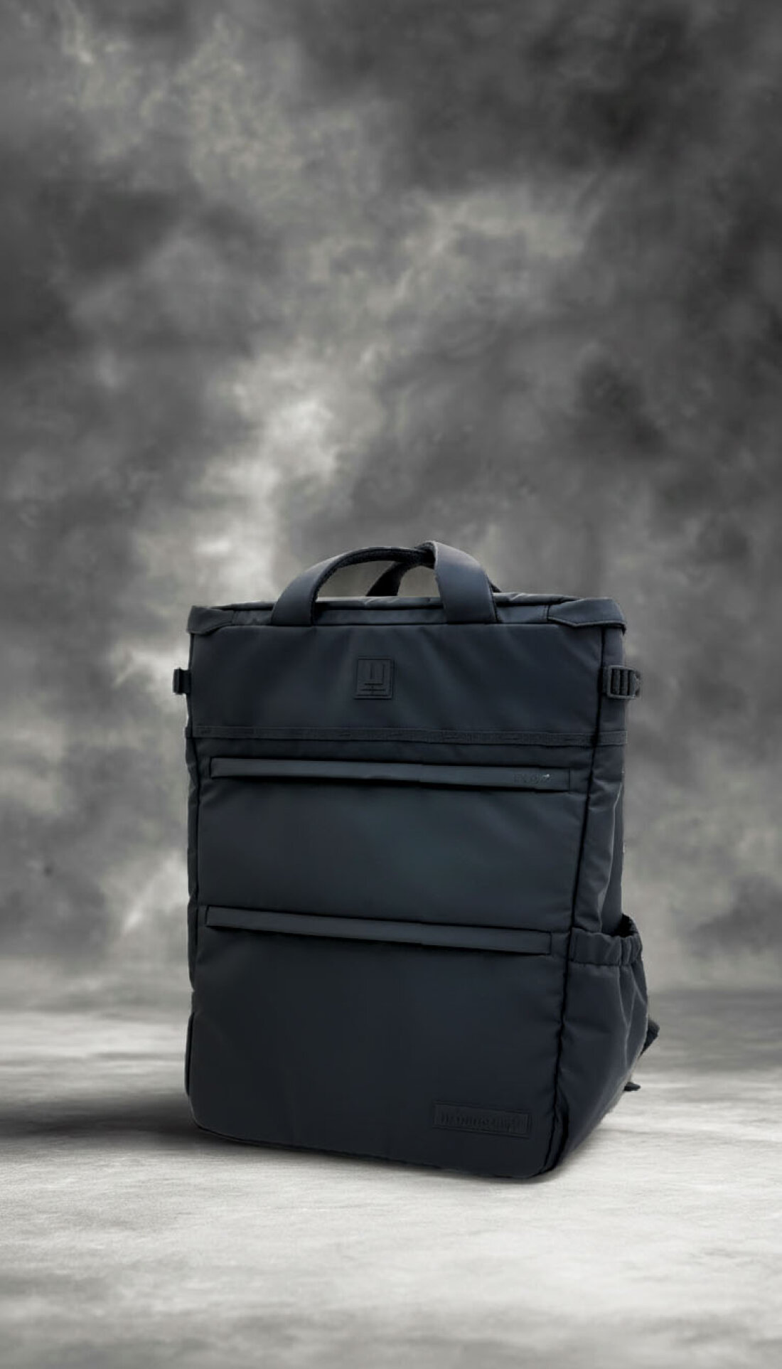 40L＋22ポケット] これができる？17インチノートPC2台もラケットも収納