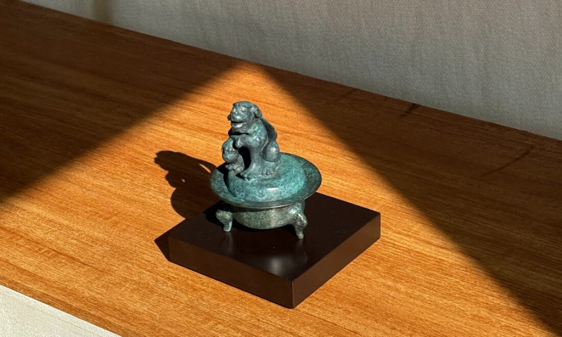 博物館の香炉を私の空間に｜百済金銅大香炉・獅子装飾蓋付き香炉 by