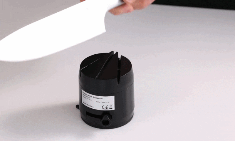 電動包丁研ぎ 10秒で研ぎ完了] Jan by 超軽量コンパクトコードレス電動包丁研ぎ器 調理器具